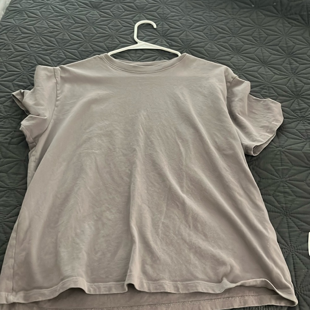 Abercrombie tee
